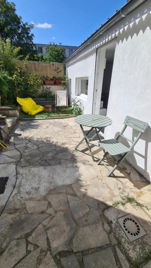 Le Studio Dans Le Jardin. Rosny-sous-Bois Exterior photo